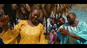 Les Aunties - Kla Nga