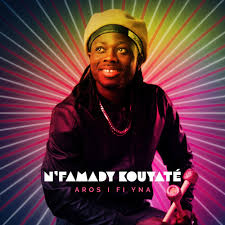  Nfamady Kouyate -  Gadael y Dref